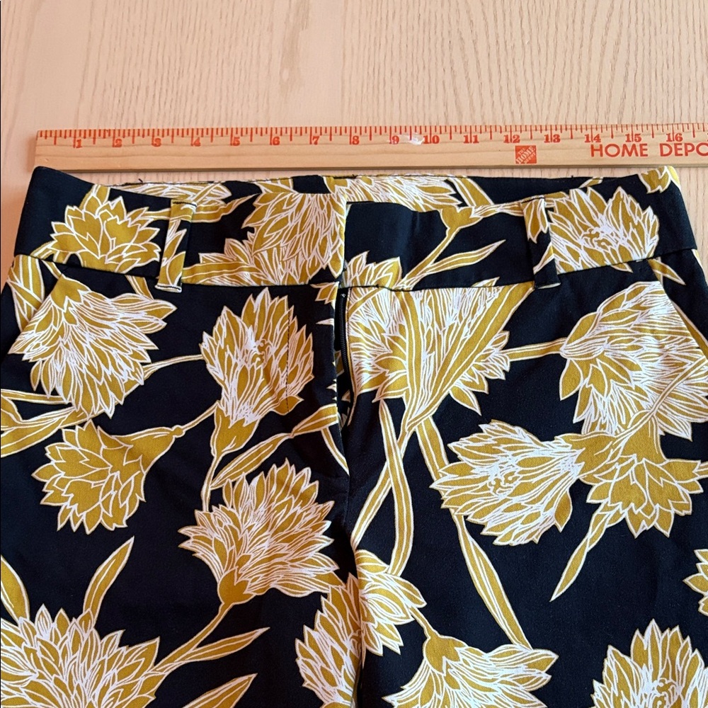 Ann Taylor Factory Black and Gold Floral Pants - Picture 3 of 6